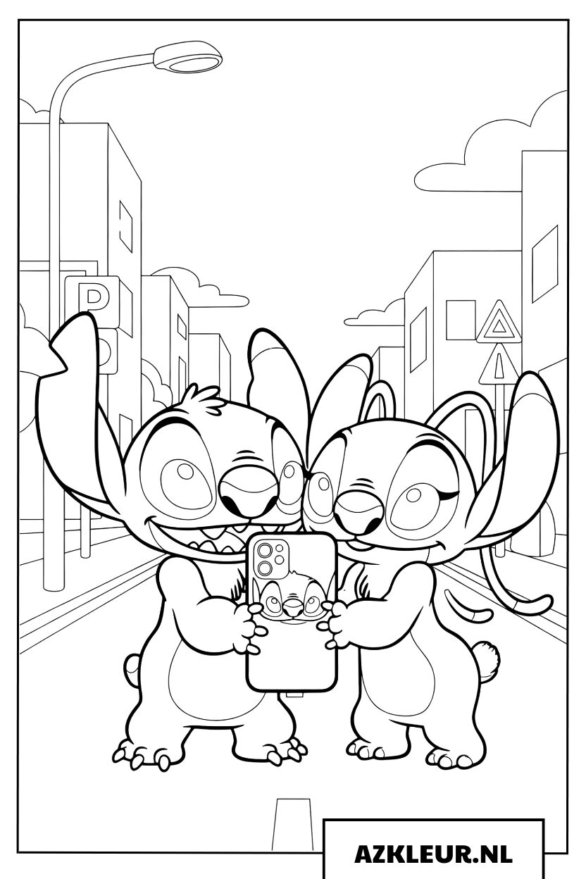 Kleurplaat Stitch en Angel maken een selfie