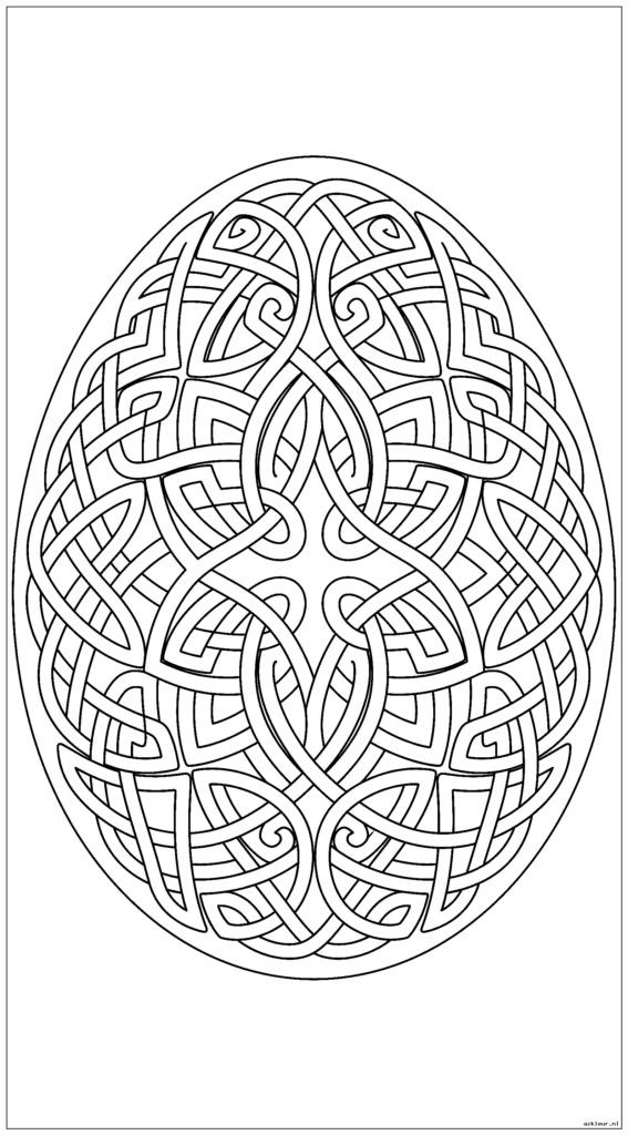Paasei met geometrische mandala met verweven Keltische knooppatronen