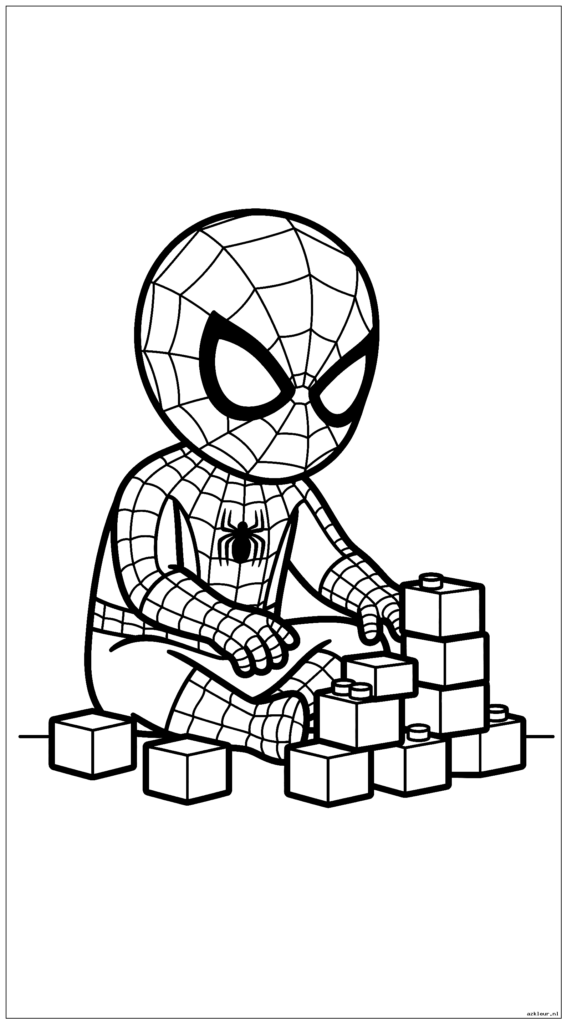 Peuter Spiderman zit met gekruiste benen en speelt met bouwstenen