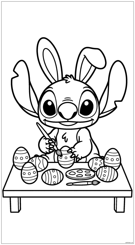 Schattige Stitch met konijnenoren tijdens het schilderen van paaseieren aan een tafel