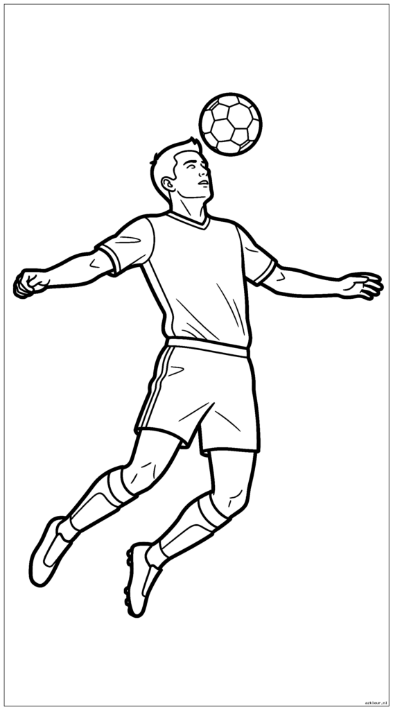 Voetballer kopt de bal tijdens een sprong